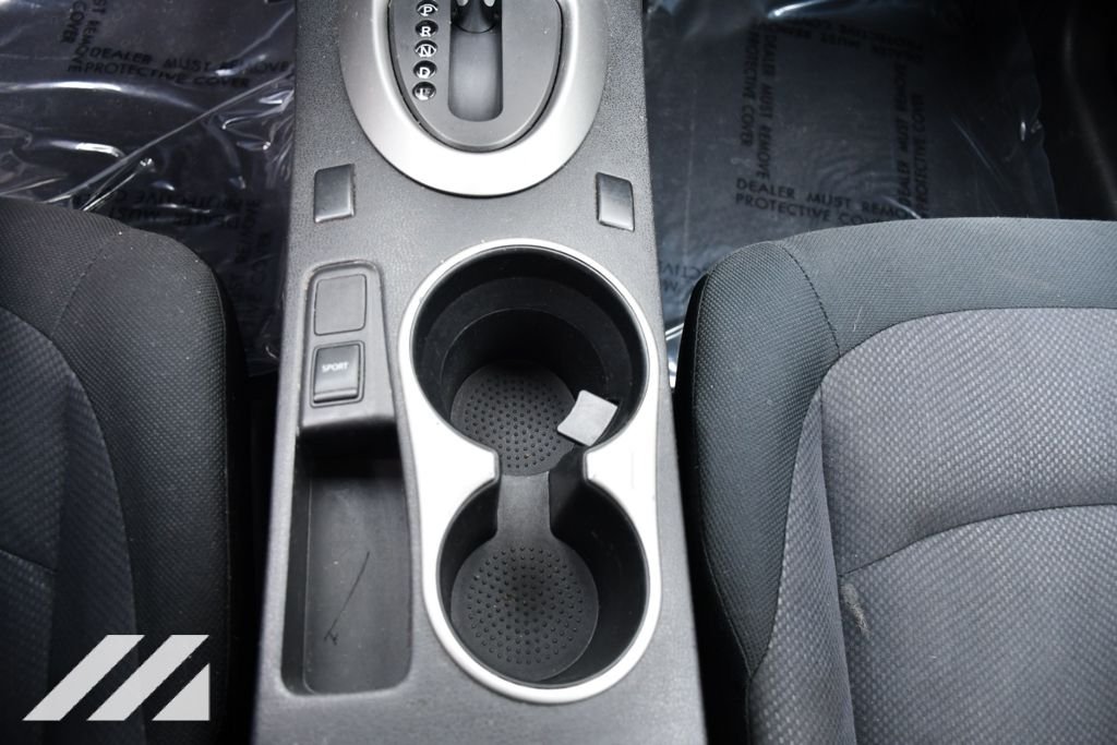Used 2013 Blue Nissan S image 20