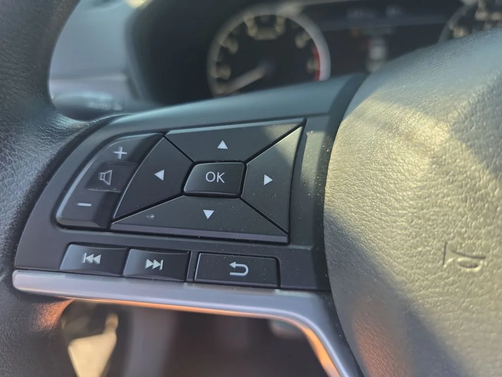 2025 Nissan Altima SV - Photo 20