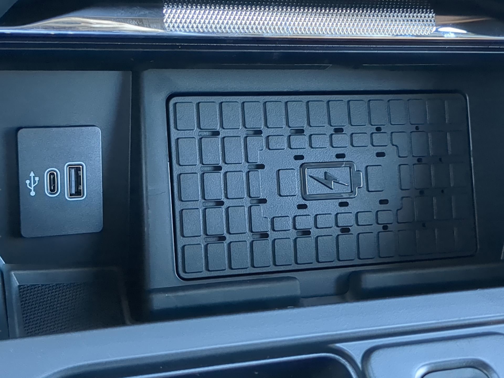 New 2026 Agate Black Metallic Ford King Ranch® image 52