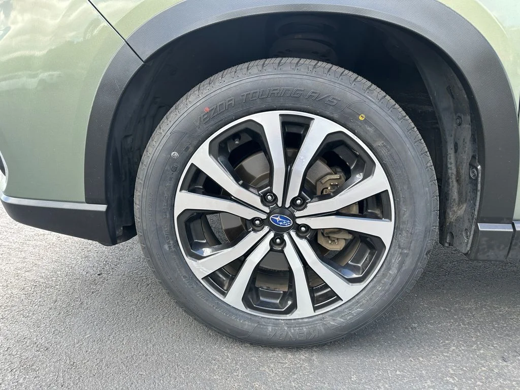 Used 2019 Green Subaru Limited image 12