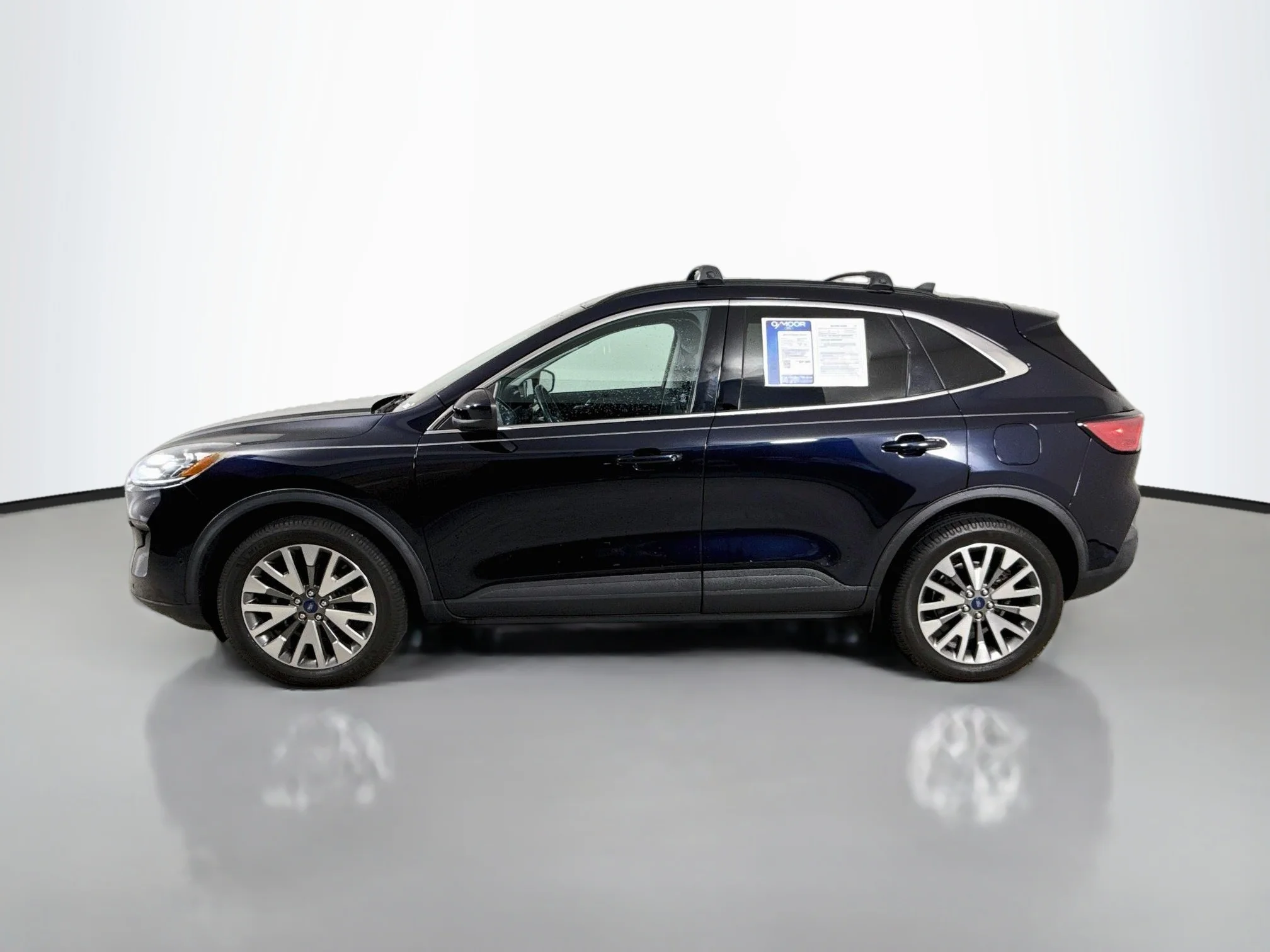Used 2021 Antimatter Blue Metallic Ford Titanium image 9