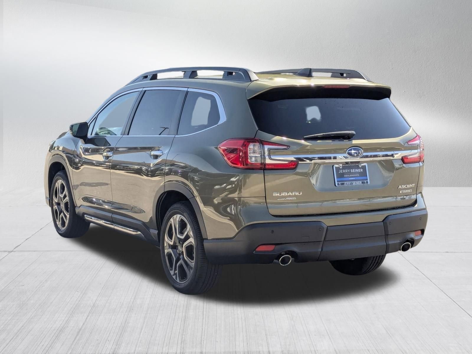 New 2026 AUTUMN GREEN METALLIC Subaru Touring 7-Passenger image 10