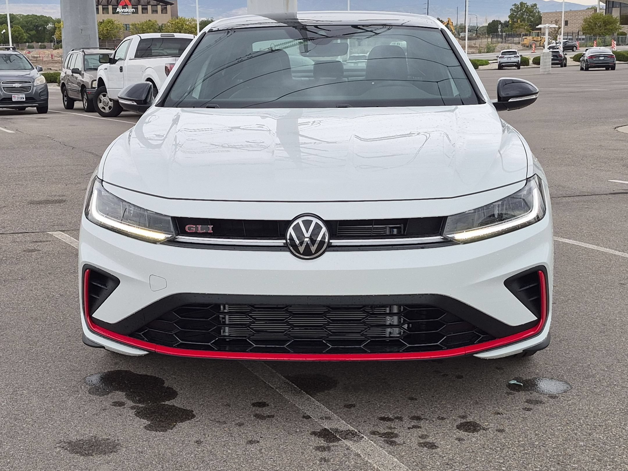 New 2026 Pure White w/Deep Blk Rf Volkswagen Autobahn image 9