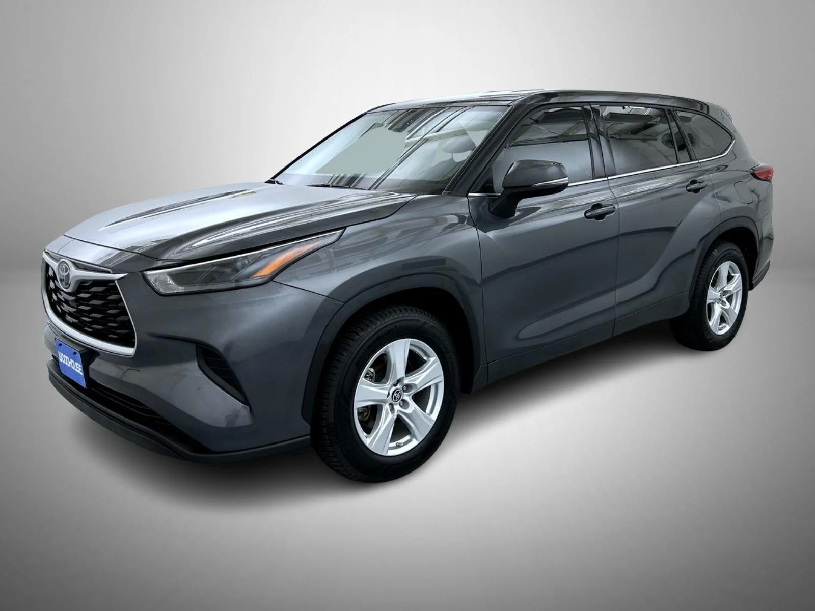Used 2022 Gray Toyota L image 1