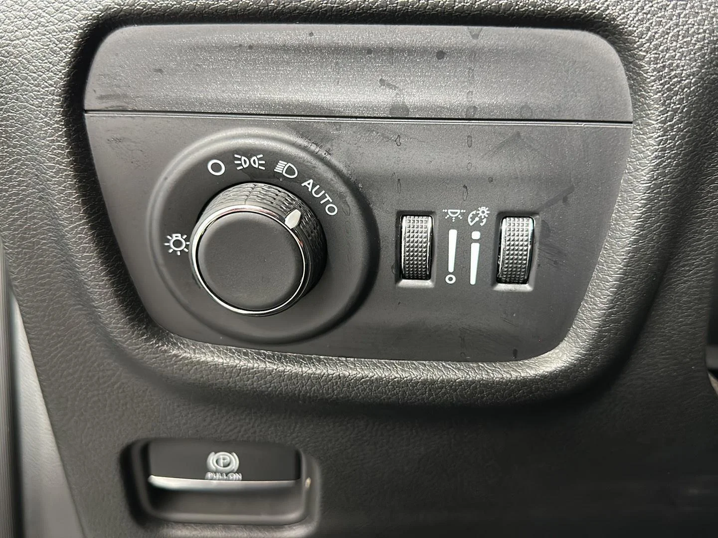 Used 2025 Silver Zynith Jeep Altitude X image 20