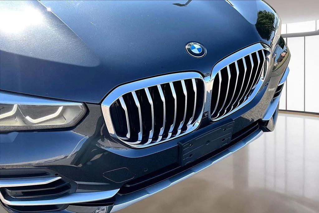 Used 2022 Gray BMW sDrive40i image 30