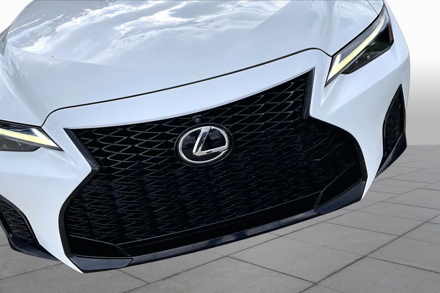 Certified Used 2023 ULTRA WHITE Lexus F SPORT image 29