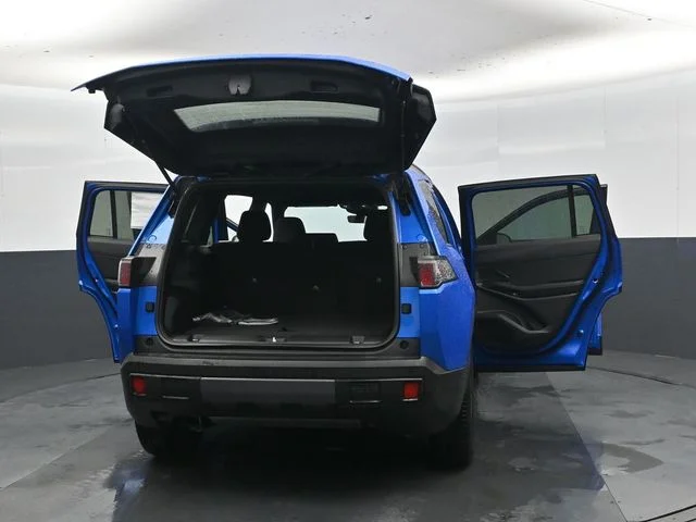 New 2026 Hydro Blue Pearl-Coat Exterior Paint Jeep Laredo image 50