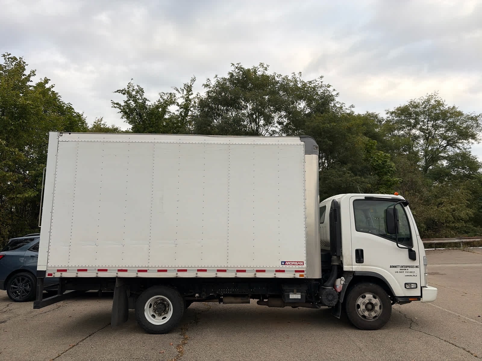 Used 2024 Arc White Chevrolet 1WT image 3