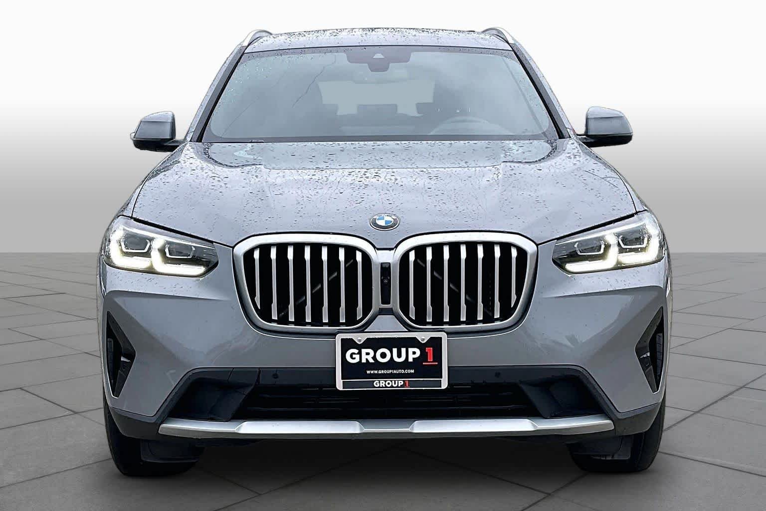 Used 2024 Skyscraper Grey Metallic BMW xDrive30i image 4