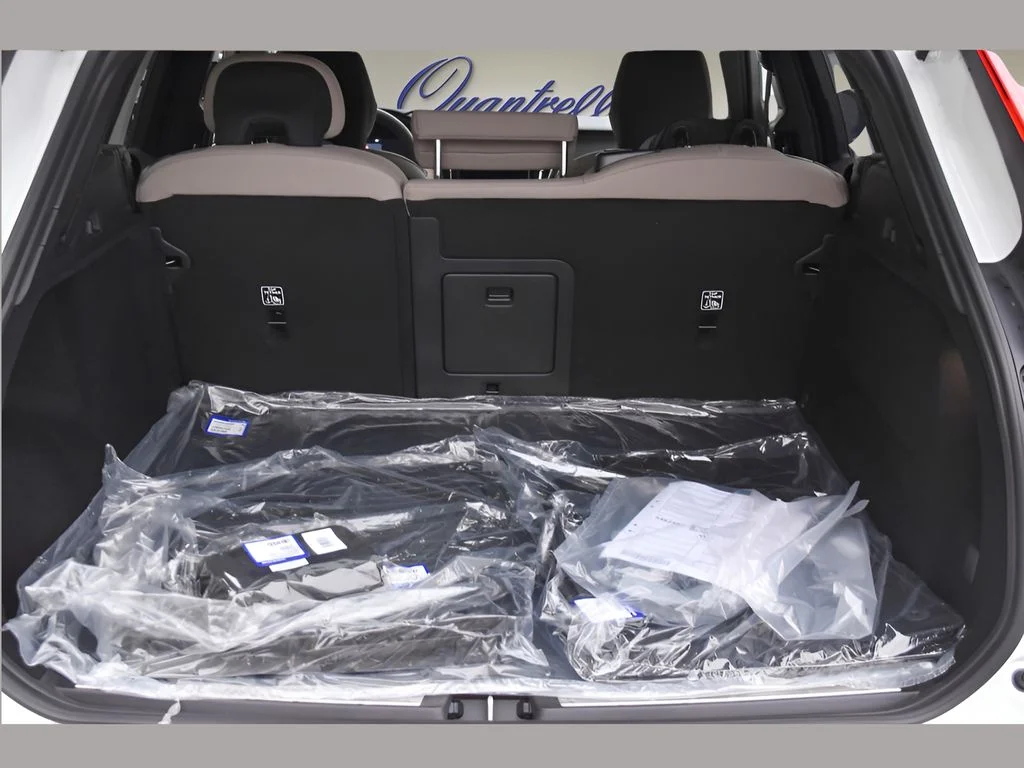 Used 2026 Crystal White Metallic Volvo Plus image 22