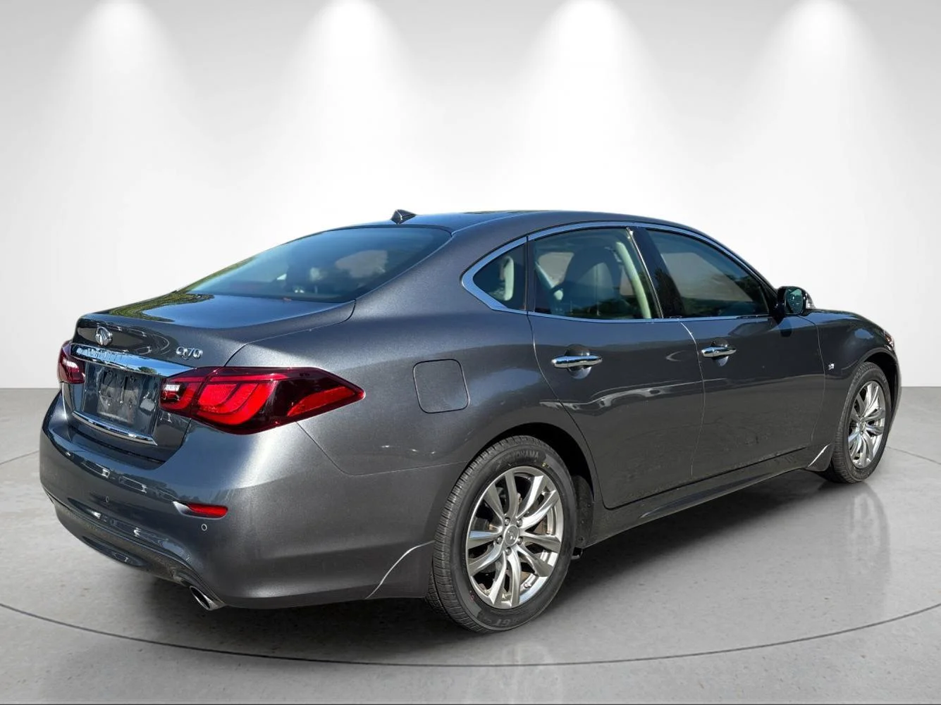 Used 2015 Graphite Shadow INFINITI 3.7 image 5