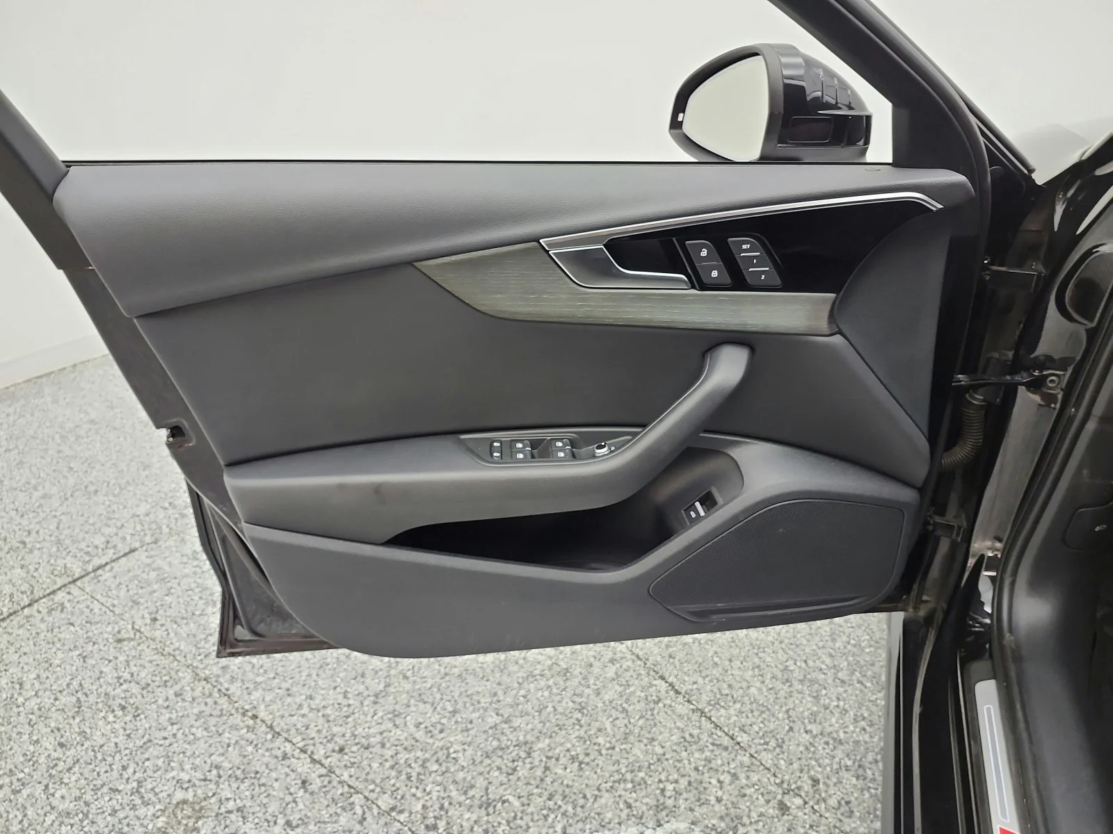 Used 2023 Mythos Black Metallic Audi S line Premium image 12