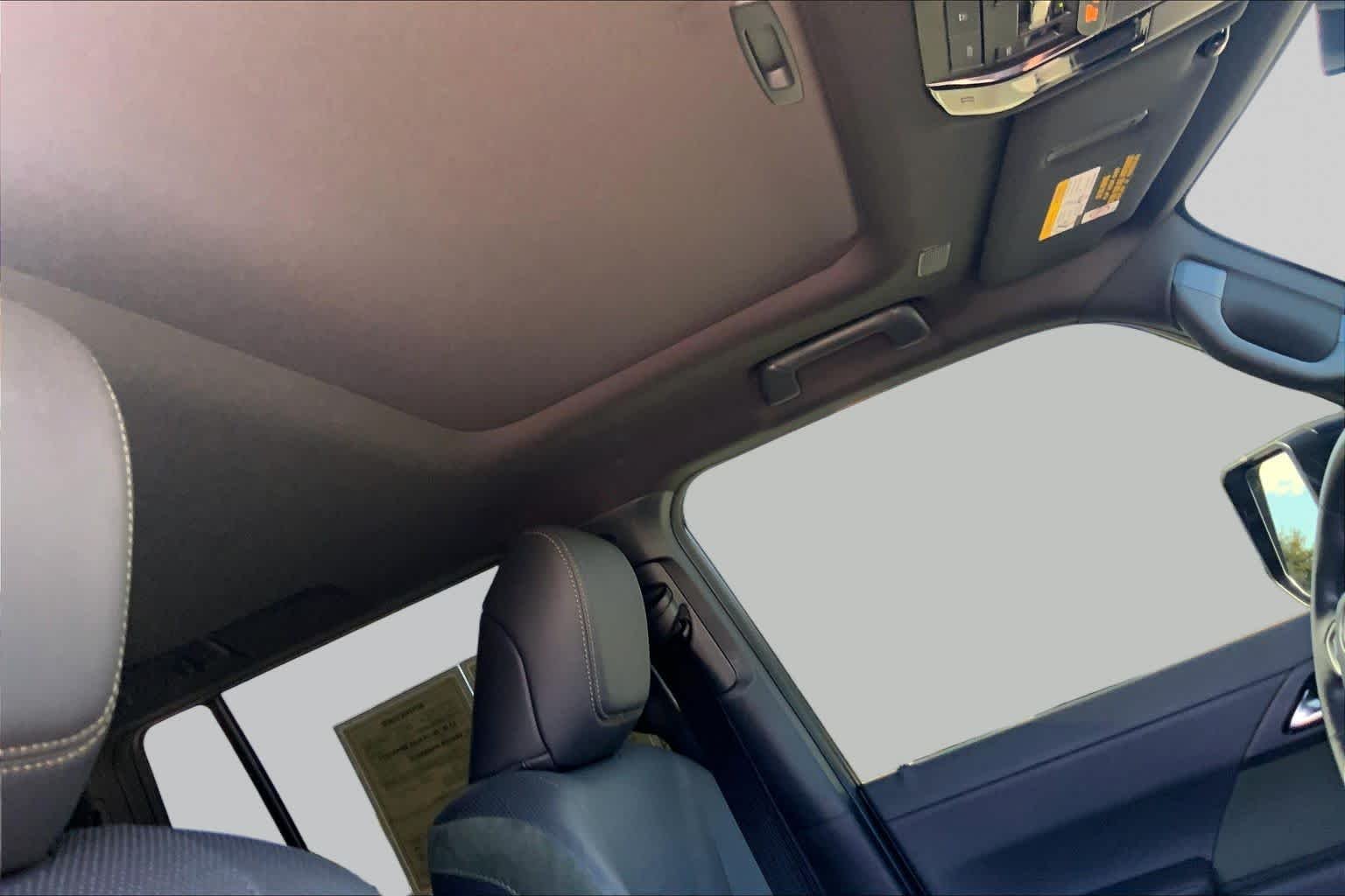 Used 2025 Incognito Lexus Overtrail image 14