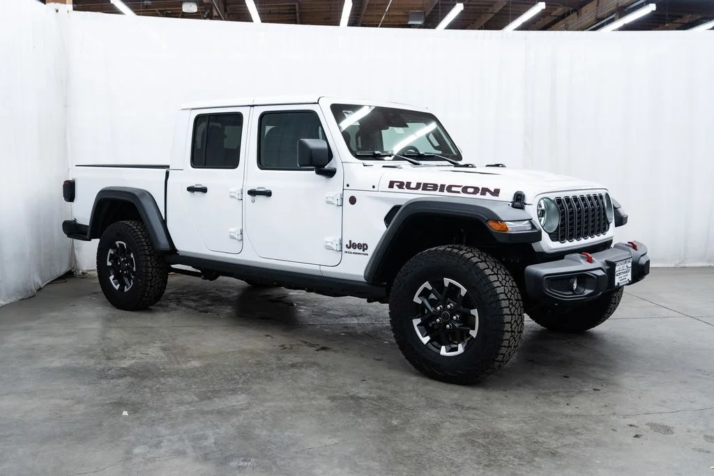 2026 Jeep Gladiator Rubicon Auto's photo