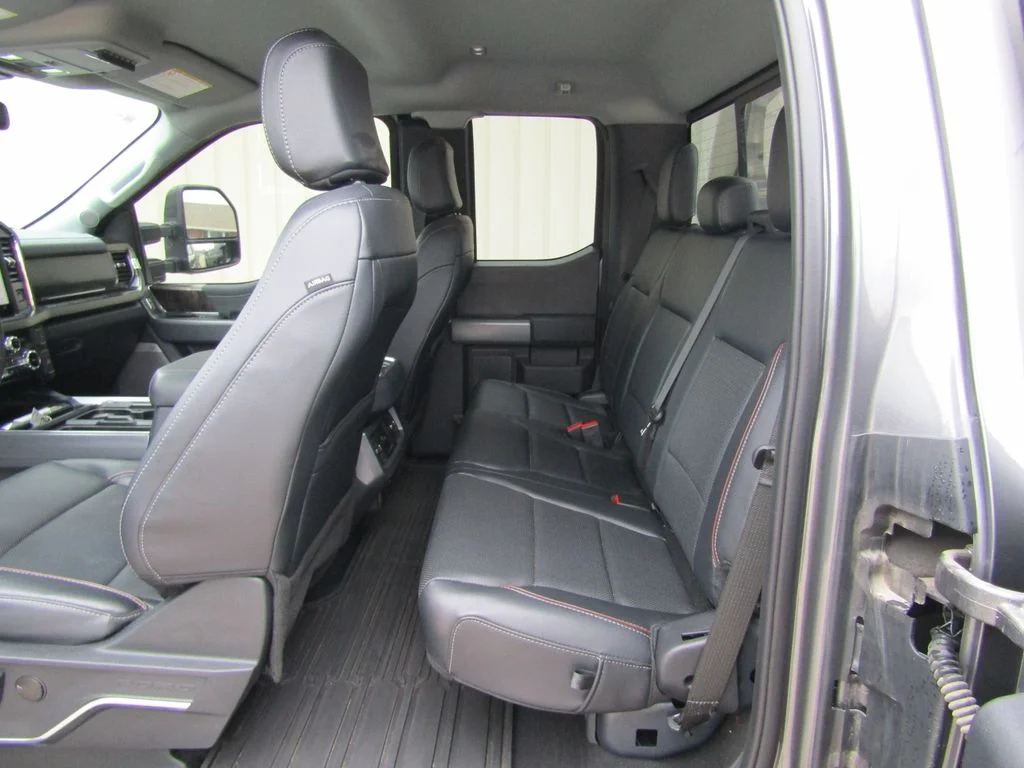 Used 2024 Gray Metallic Ford Lariat image 29