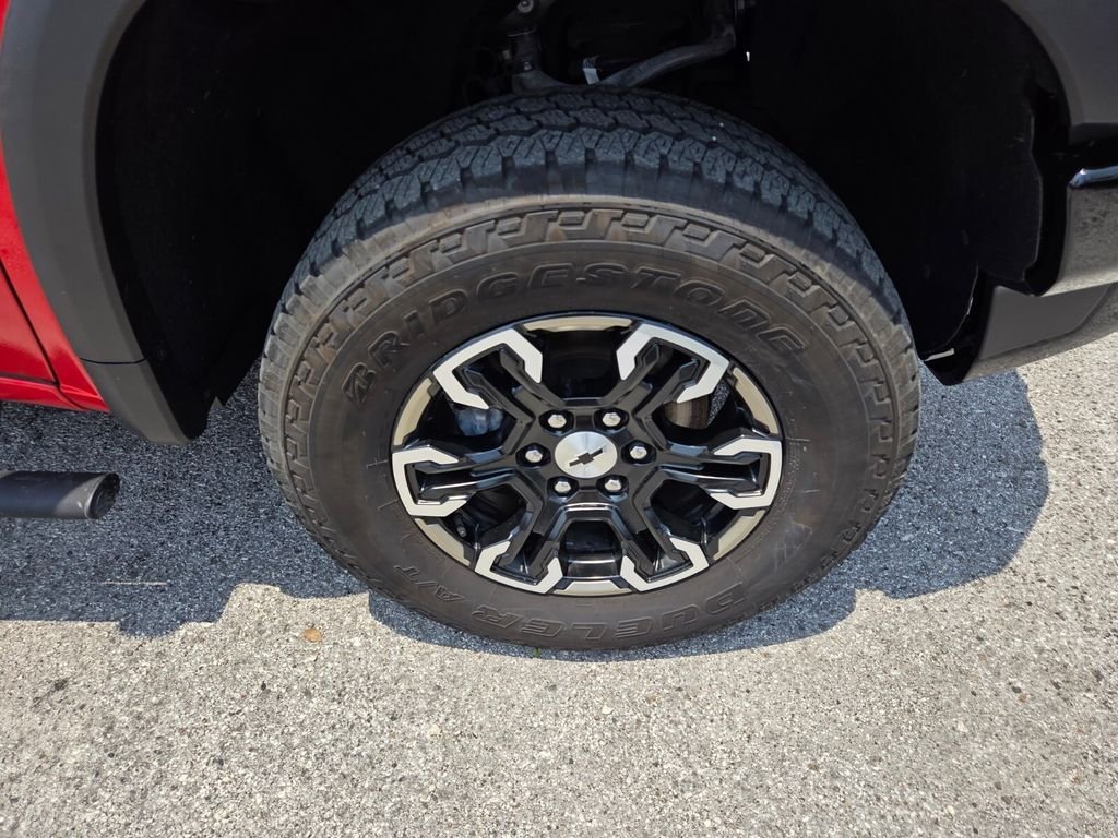 Used 2022 Red Chevrolet ZR2 image 18