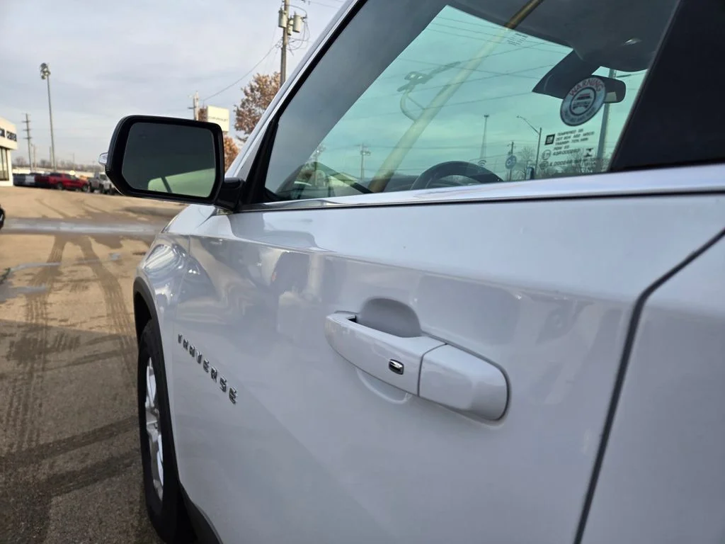 Used 2019 White Chevrolet LT AWD image 38