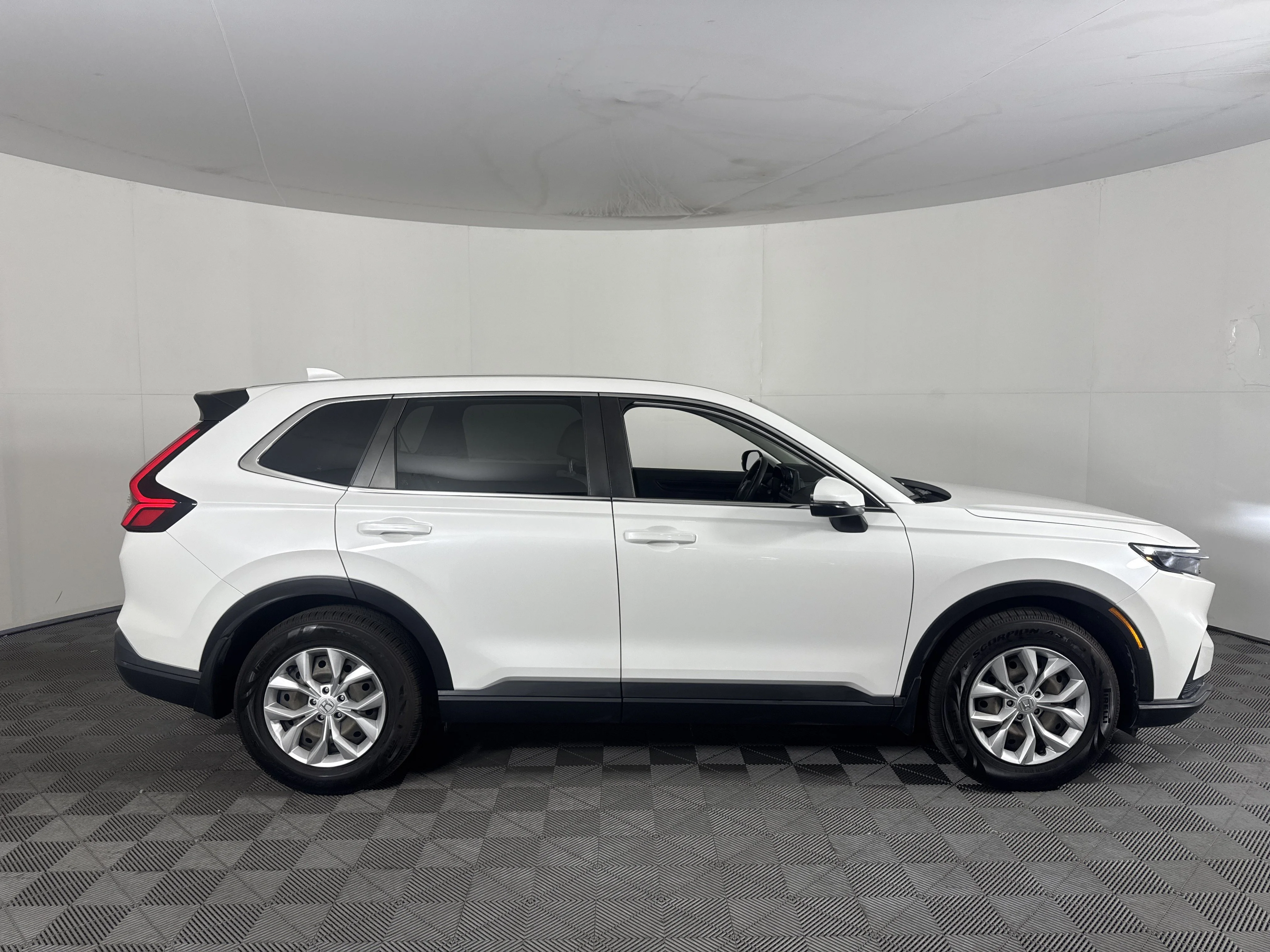 2023 Honda CR-V LX - Photo 20