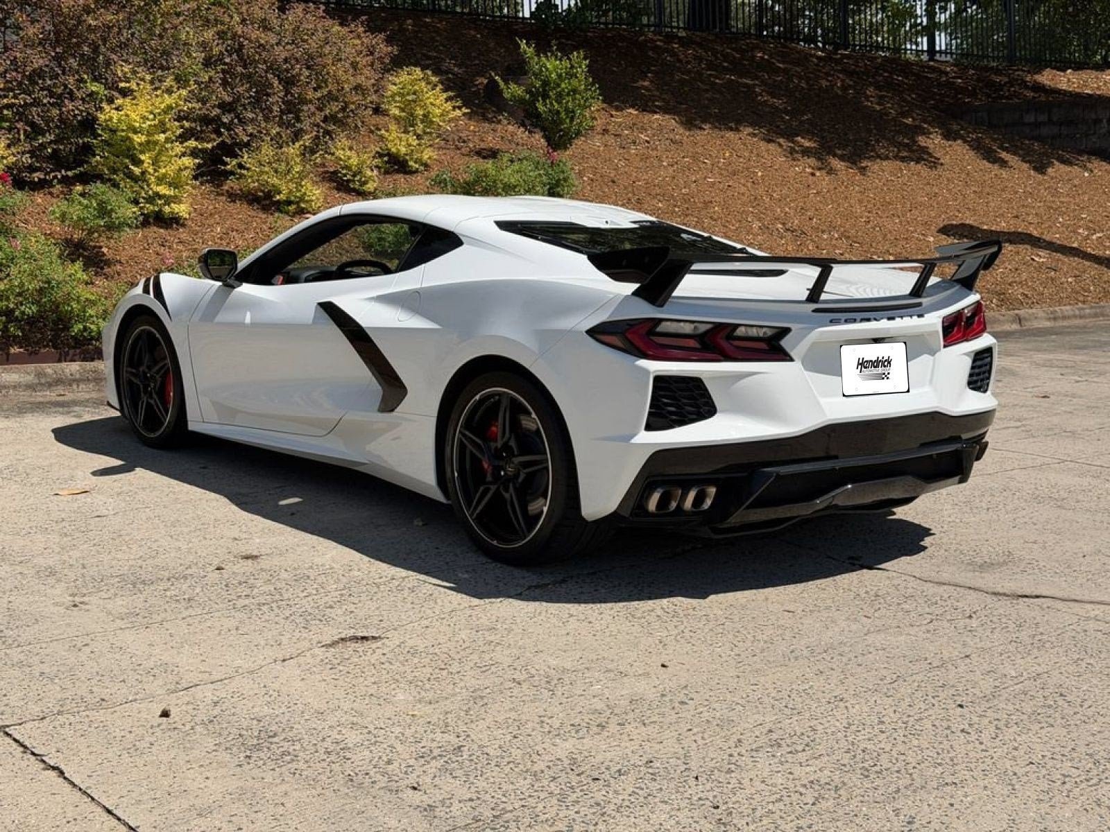 Used 2022 Arctic White Chevrolet Z51 2LT image 6