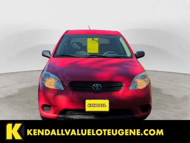 Used 2005 Red Toyota Base image 2