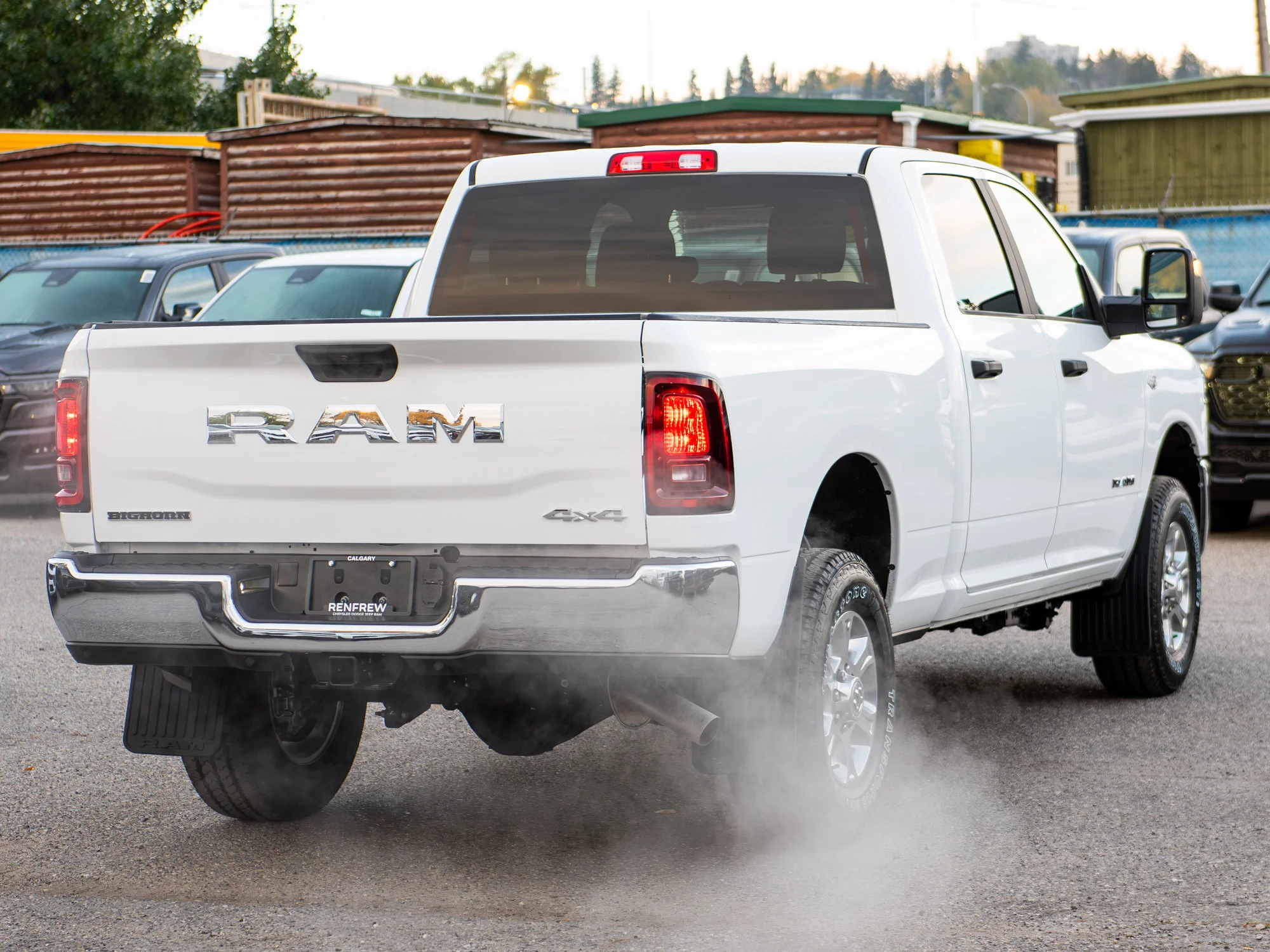 New 2027 White RAM Big Horn* Crew Cab 4x4, Level 1 Equip Group, Remote Start, 6.4L HEMI V8 image 10