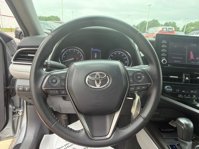 Used 2024 Silver Toyota SE image 31
