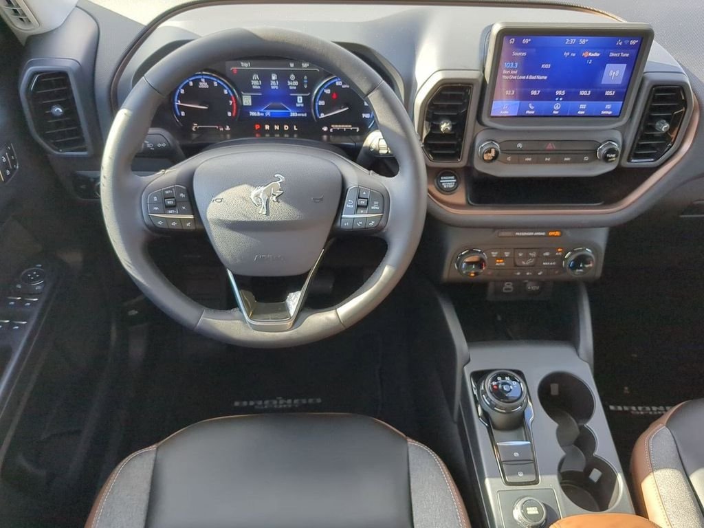 Used 2024 Azure Gray Metallic Tri-Coat Ford Outer Banks image 23