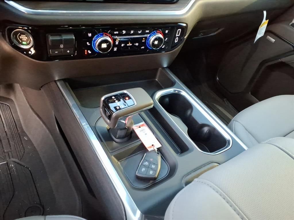 2026 GMC Sierra 1500 SLT - Photo 10