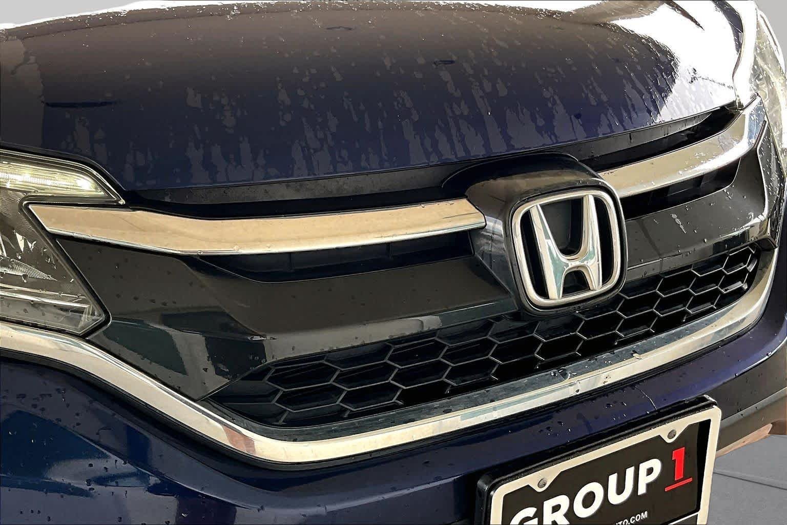 Used 2016 Obsidian Blue Pearl Honda EX-L image 28