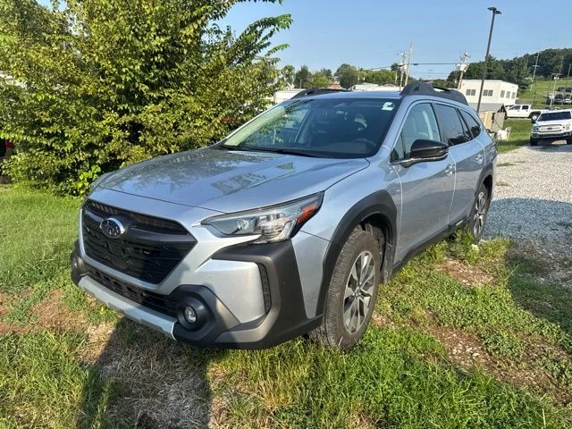 Used 2023 Silver Subaru Limited image 3