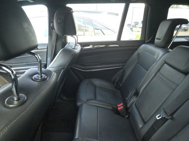 Used 2017  Mercedes-Benz GLS 550 image 8