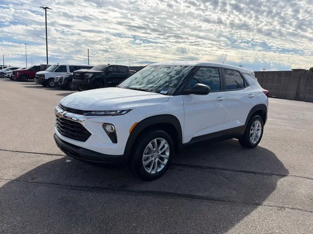 Used 2026 Summit White Chevrolet LS image 3