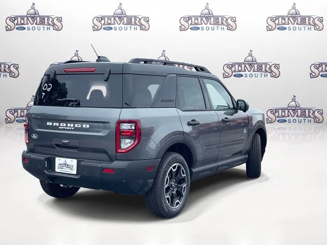New 2026 Gray Ford Outer Banks image 3