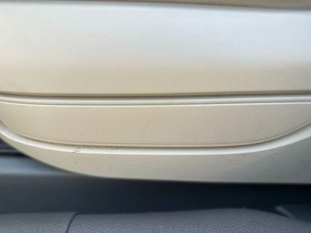 Used 2020 White Lincoln Standard image 13
