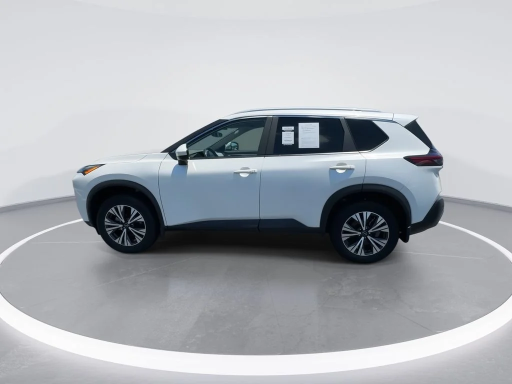 Used 2023 White Nissan SV image 5