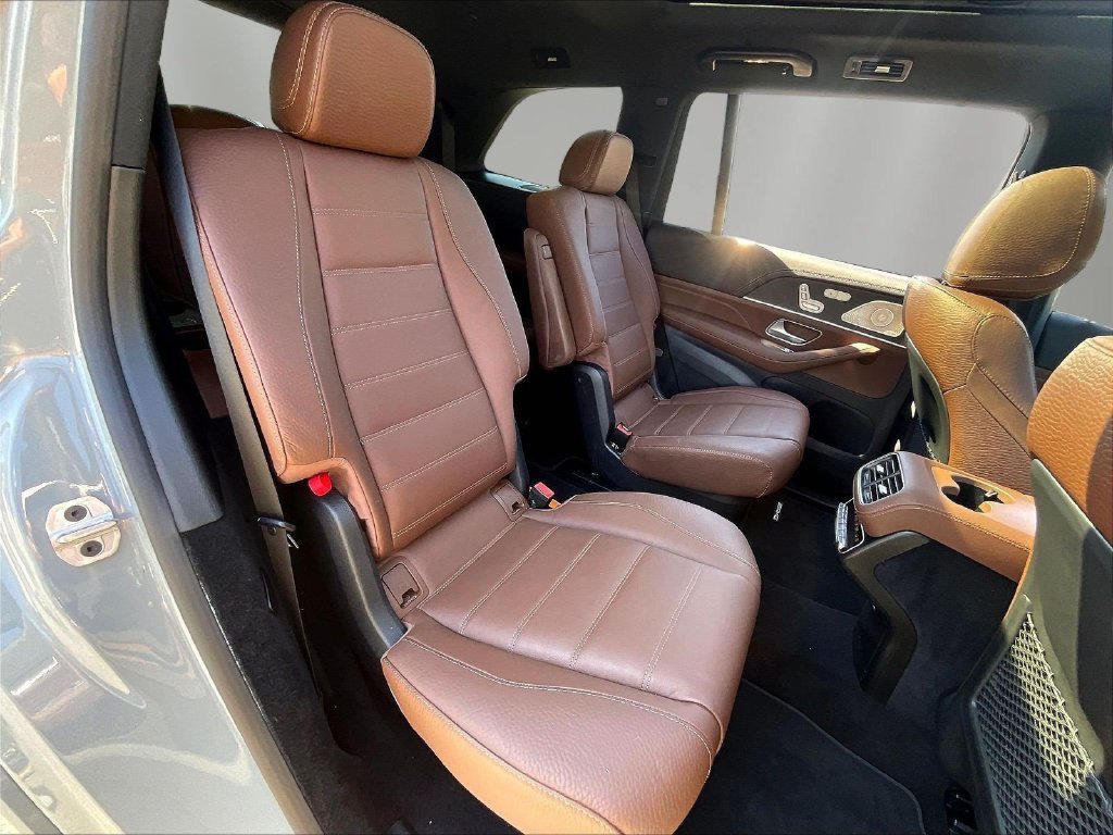Certified Used 2024 MANUFAKTUR Alpine Gray Mercedes-Benz GLS 450 image 27