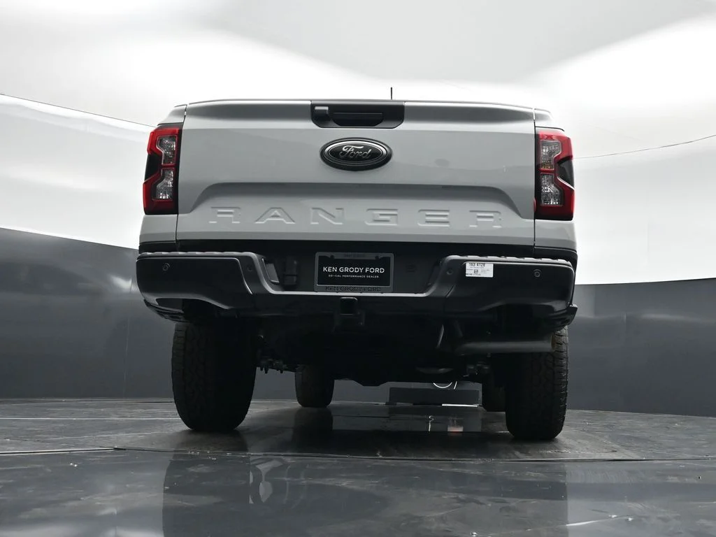 New 2026 Avalanche Ford Lariat image 46