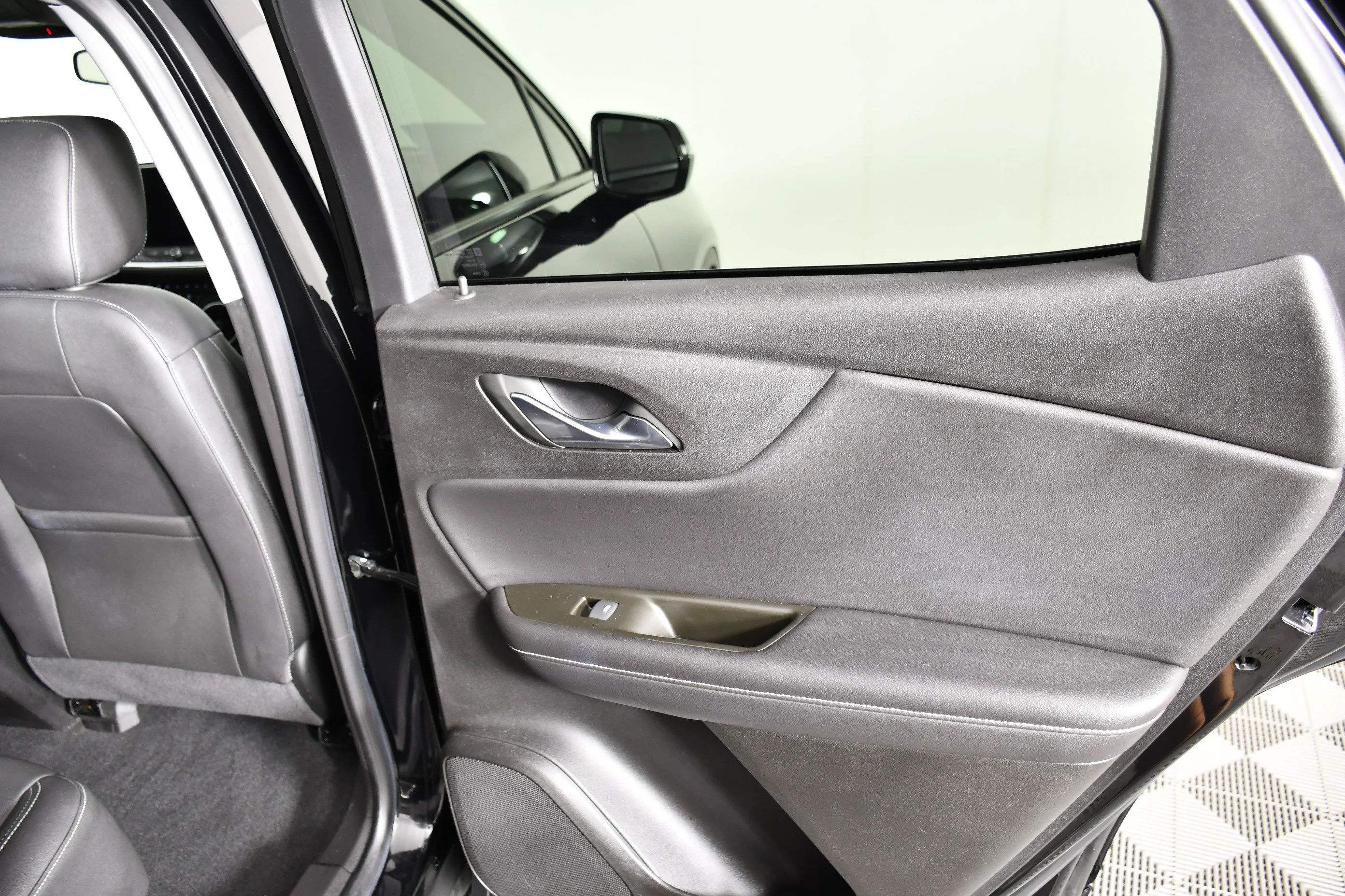 Used 2023 Black Chevrolet LT image 43