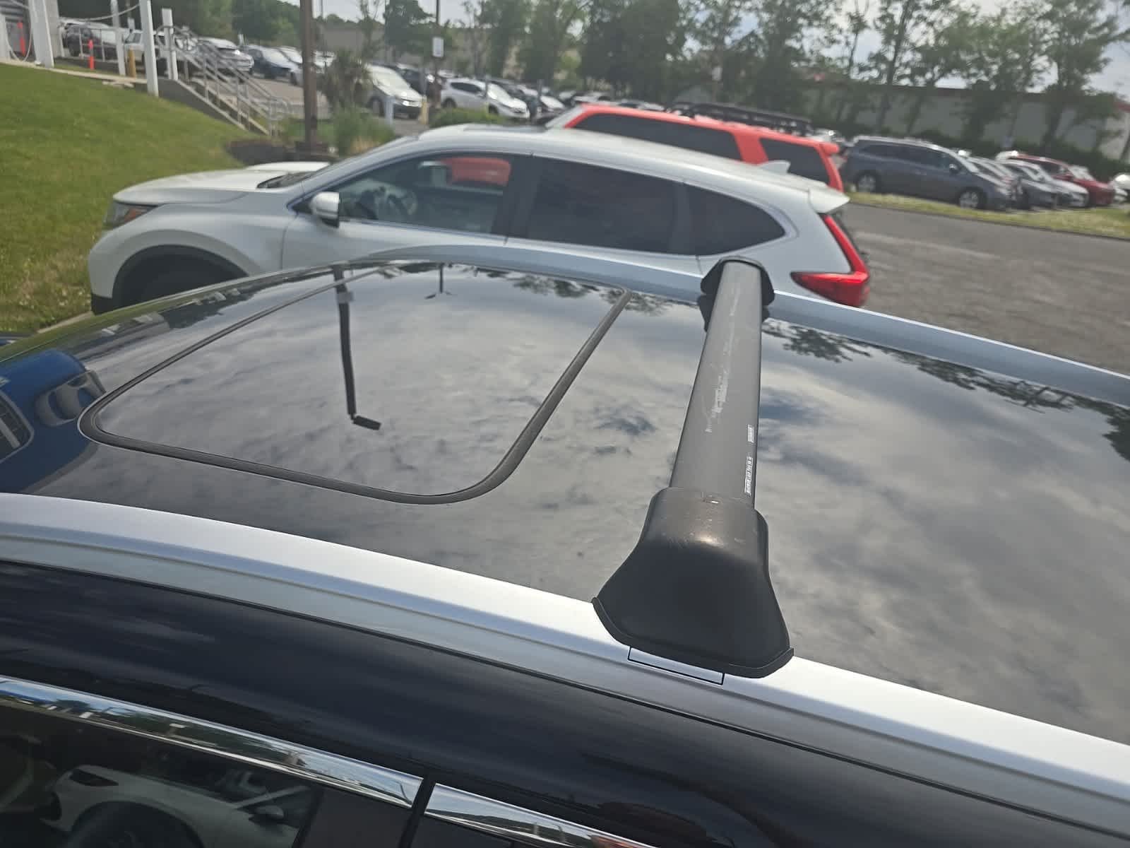 Used 2014 Crystal Black Pearl Honda EX-L image 14