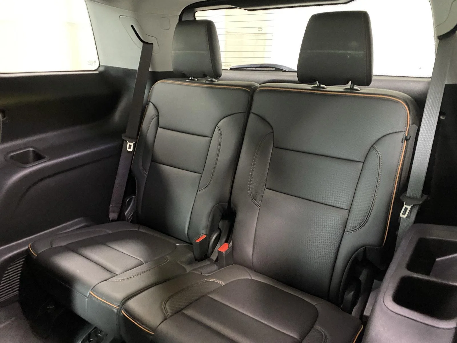Used 2023 Sterling Metallic GMC AT4 image 16