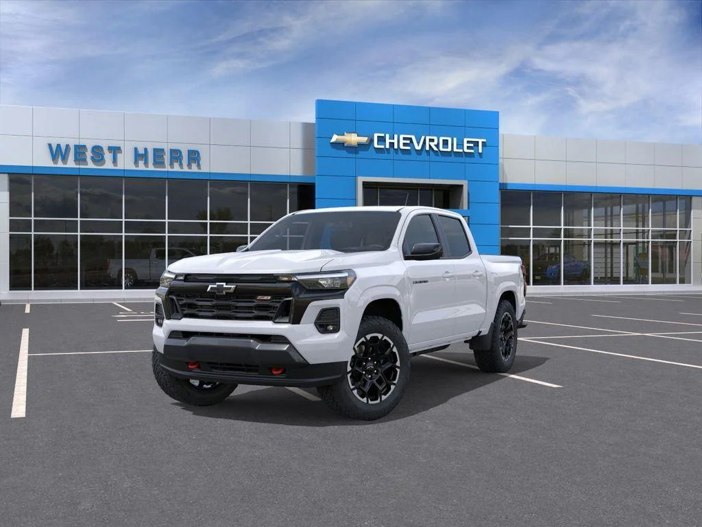 Used 2026 Summit White Chevrolet Z71 image 8