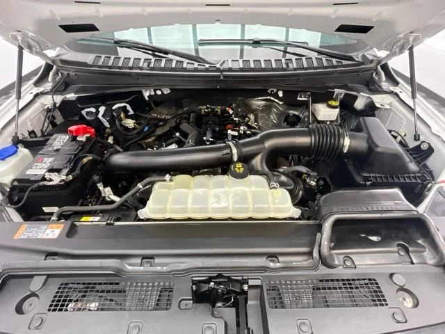 Used 2024 White Ford Limited image 30