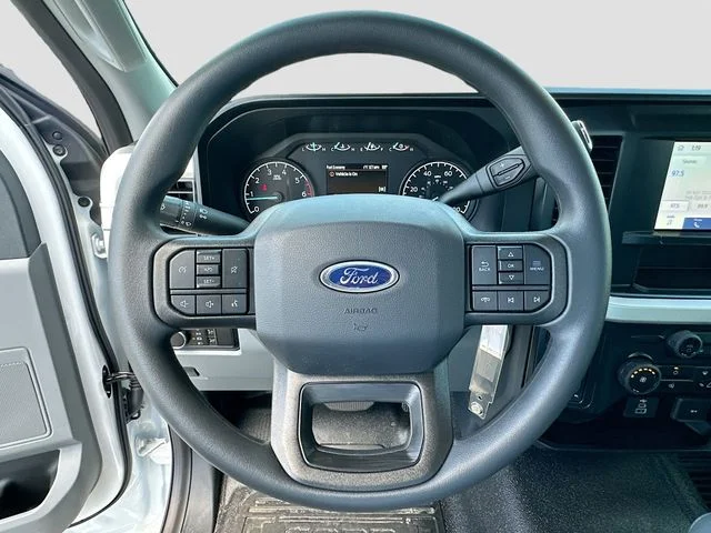 New 2025 Oxford White Ford XL image 8
