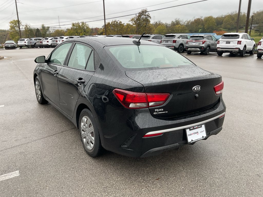 2021 Kia Rio LX photo 3