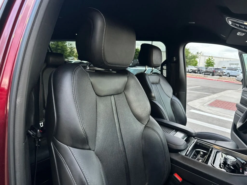 Used 2023 Red Jeep Series II image 27
