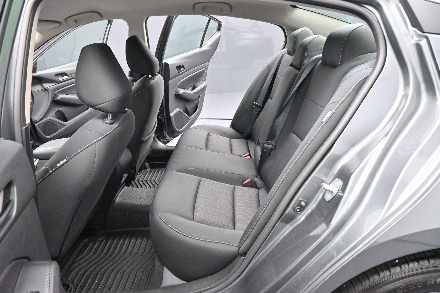Used 2024 Gun Metallic Nissan 2.5 SV image 25