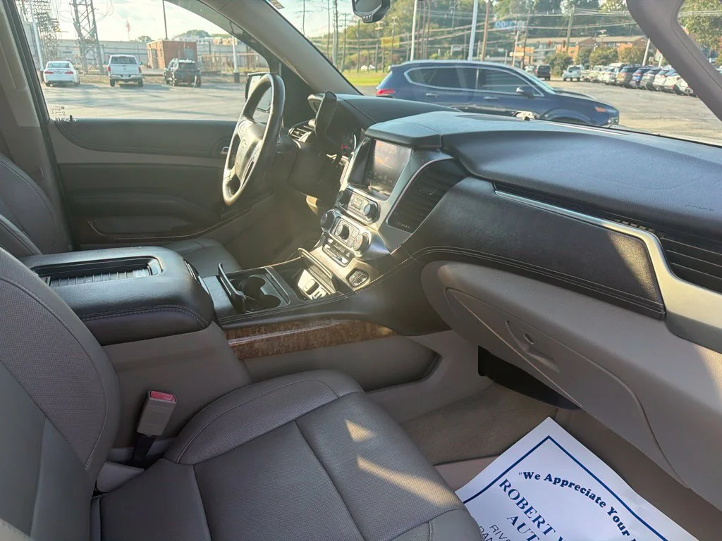 Used 2016 SUMMIT WHITE Chevrolet LTZ image 17