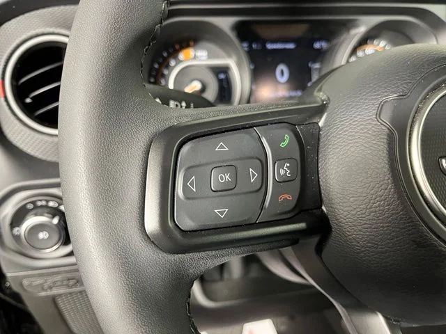 Used 2026 Black Jeep Rubicon image 21