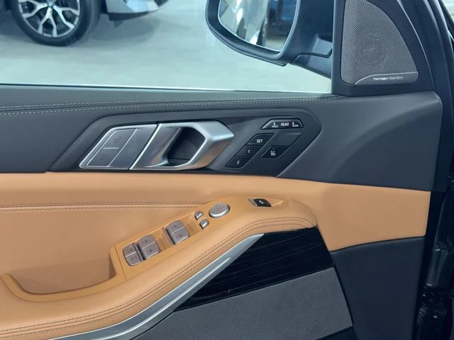 2026 BMW X7 40i - Photo 19